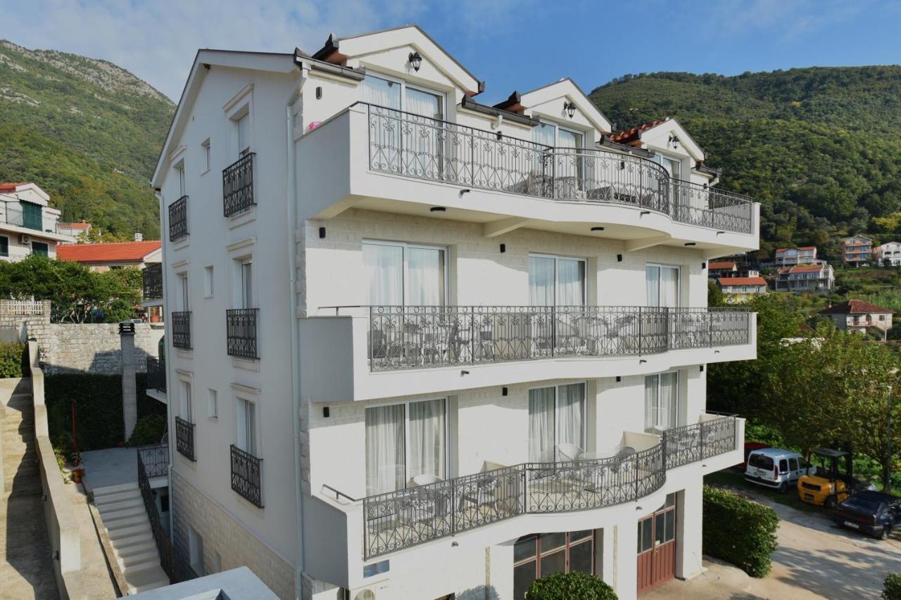 Villa Julia Baošići Esterno foto
