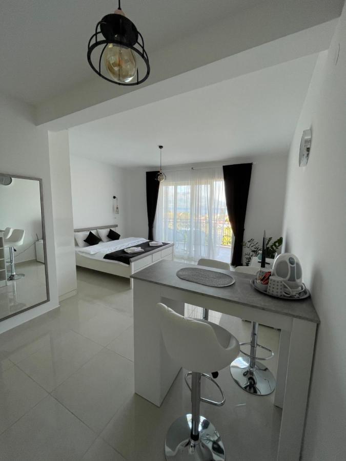 Villa Julia Baošići Esterno foto